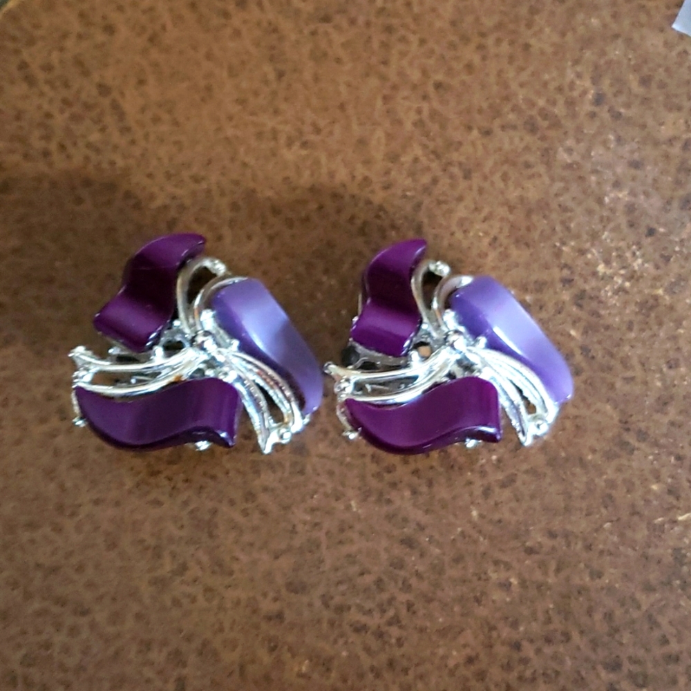 Vintage retro Clip claps 1 inch earrings art deco costume design jewelry…